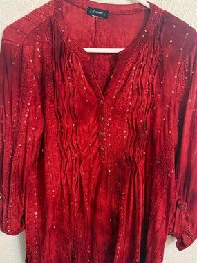 Cocomo red sparkle V-neck top size med